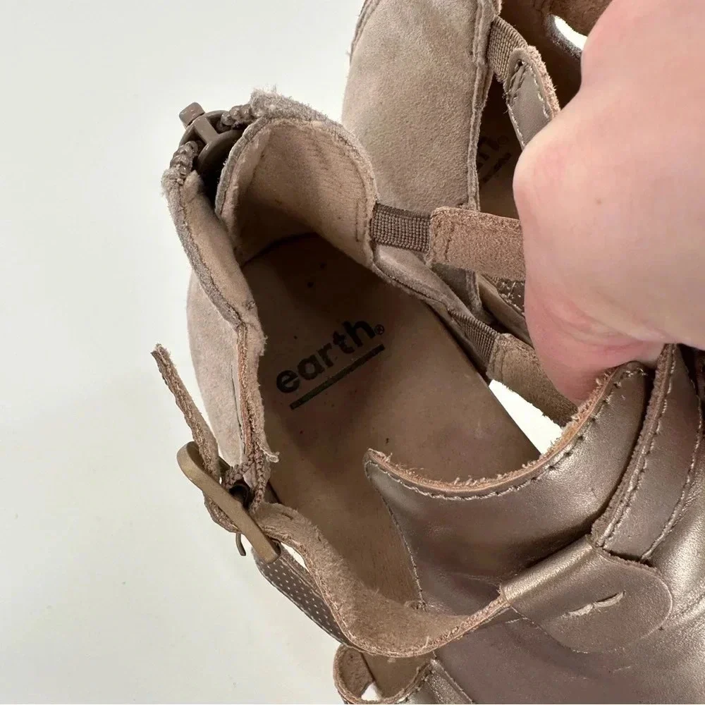Earth womens platform sandals size 7.5 bronze leather beige suede Espadrilles